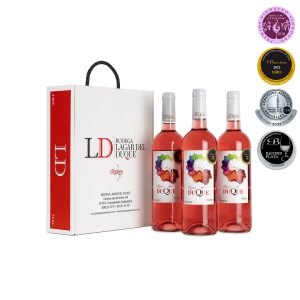 Estuche con tres botellas de vino rosado de la Bodega Lagar del Duque